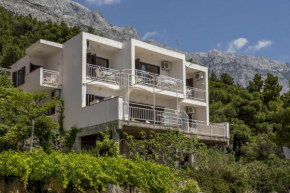  Apartments and rooms with parking space Baska Voda, Makarska - 301  Баска Вода